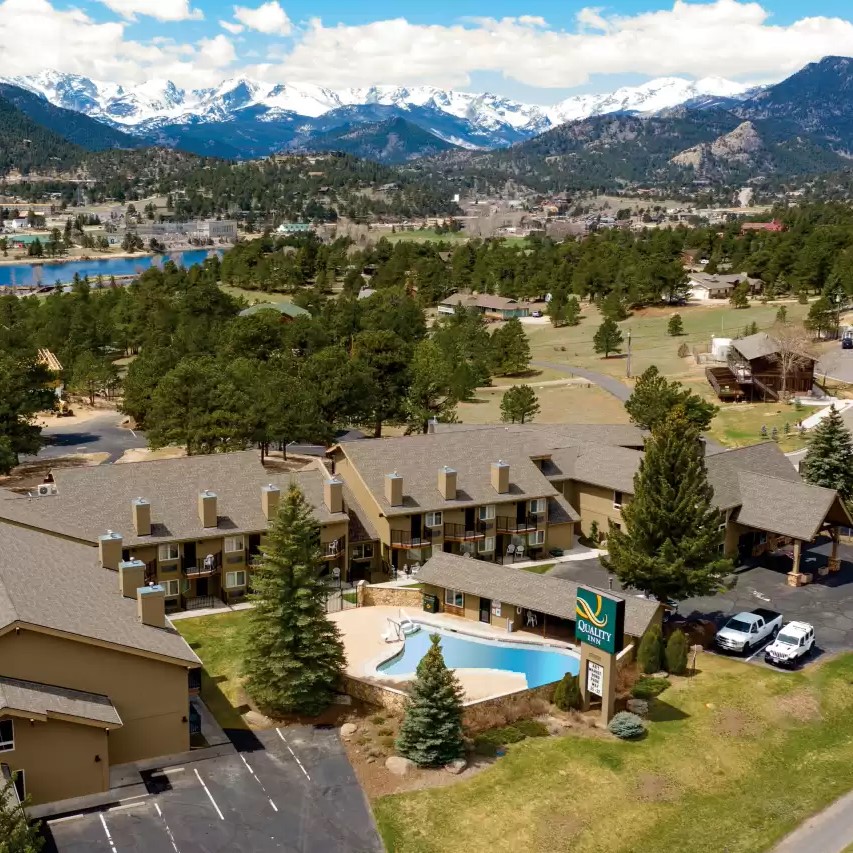Exterior view of Choice Quality Inn near Rocky Mountain National Park
