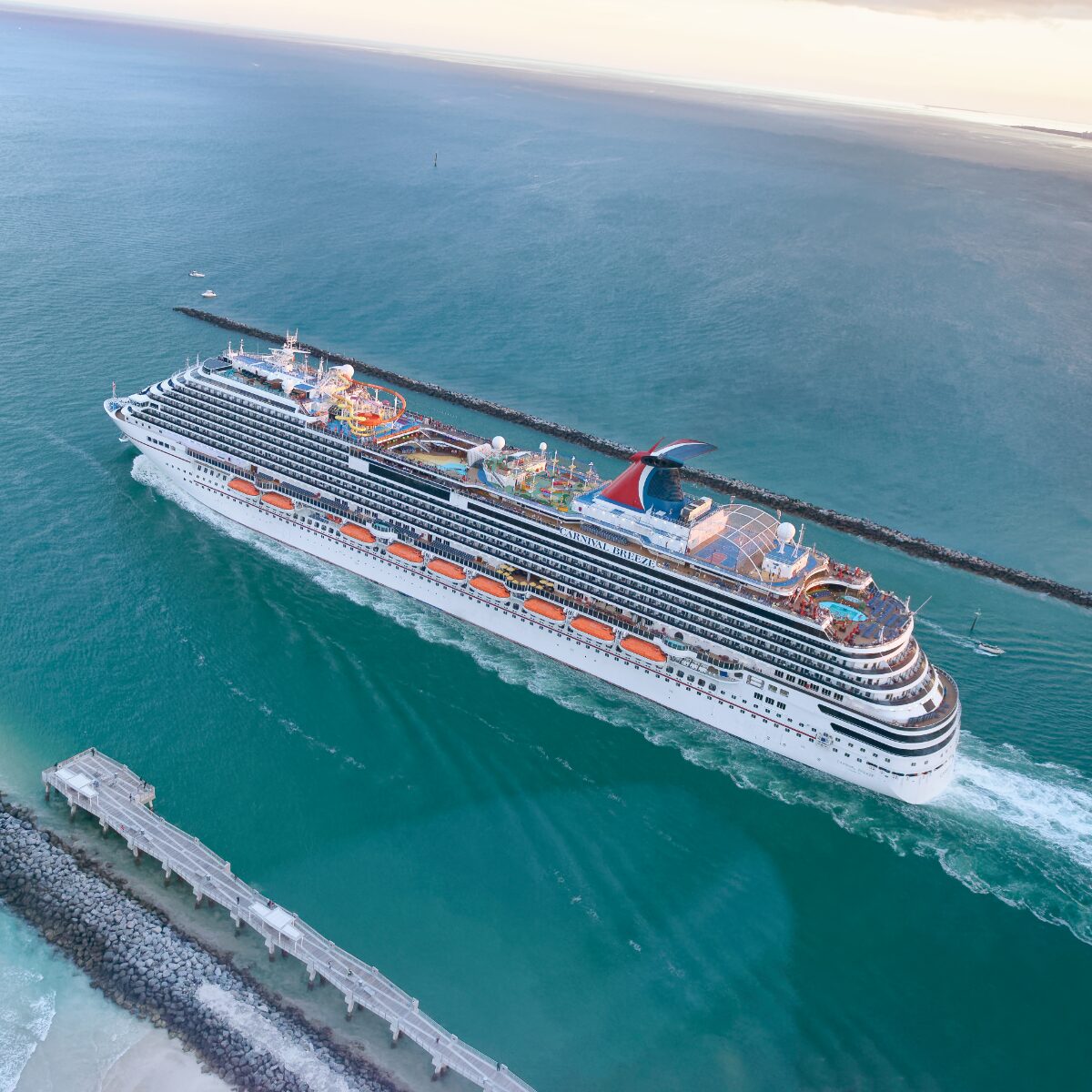 Carnival cruise ships by size